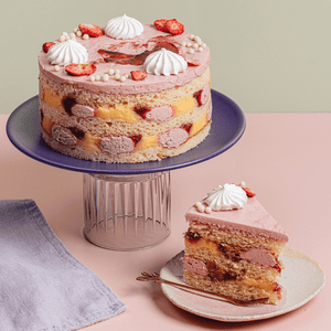 Strawberry Eat-On Mess Cake