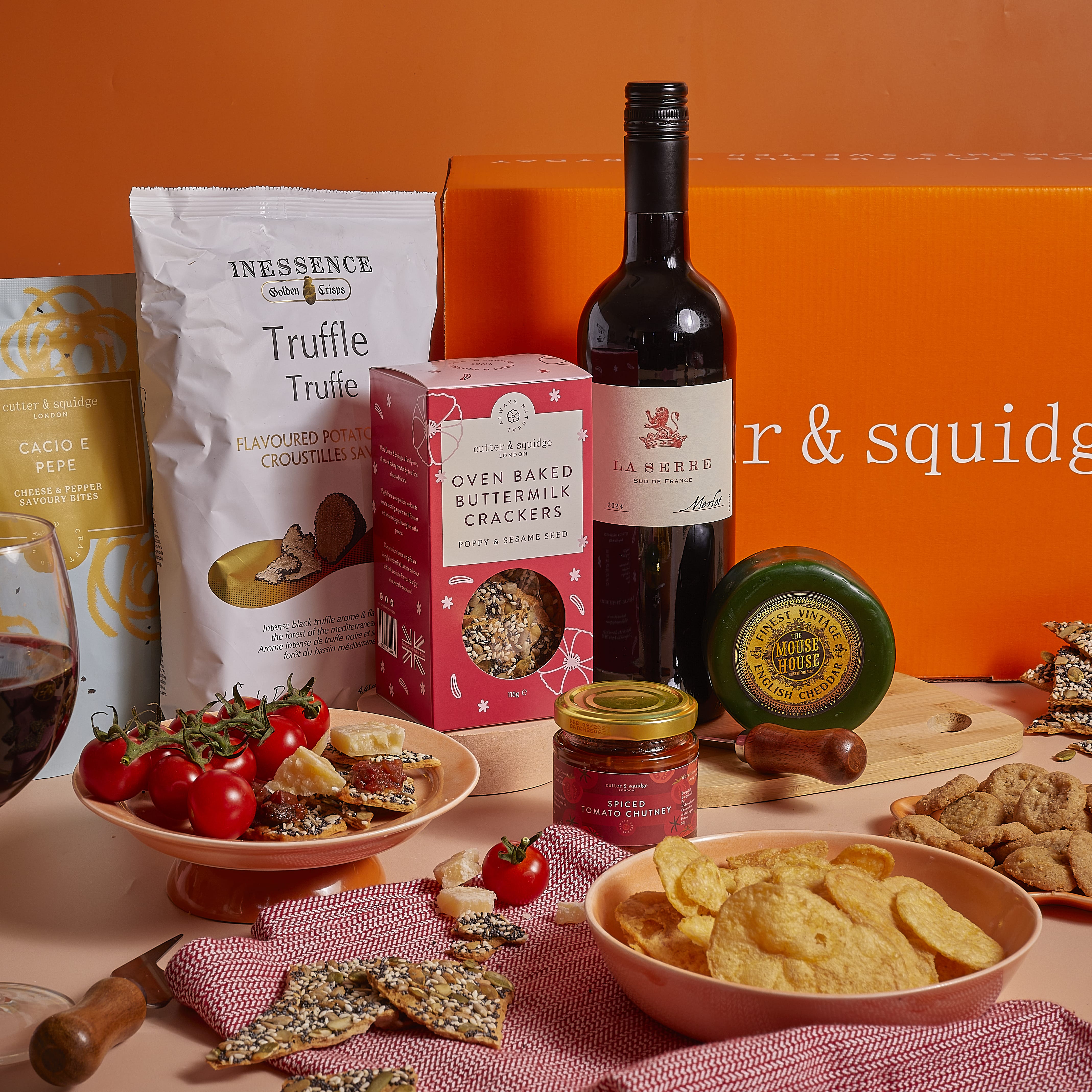 Hamper Cutter Red Wine and Cheese Hamper – Cutter & Squidge