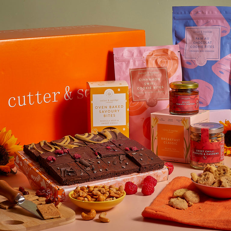 Cutter & Squidge One Hamper / Without Gifting Sleeve Luxury Vegan Hamper