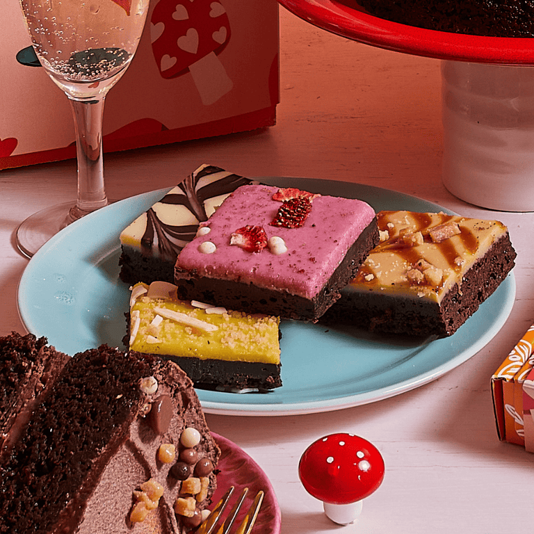 Cutter & Squidge Cheesecake Mini Brownie Box