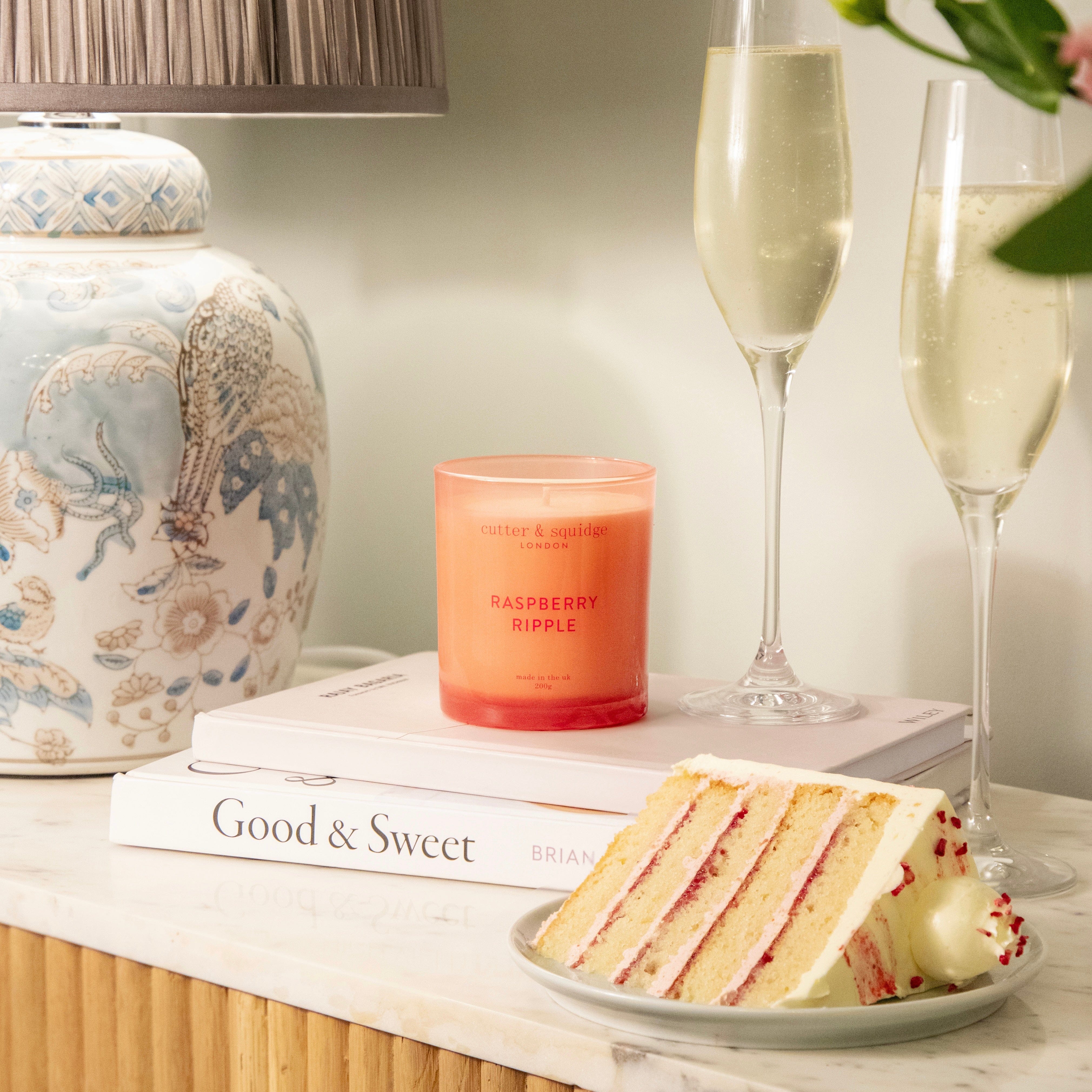 Raspberry Ripple Candle – Cutter & Squidge