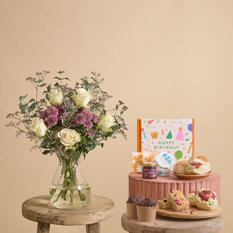 Fast Bundle Freddie's Choice Flowers and Afternoon Tea Signature Gift with Vase
