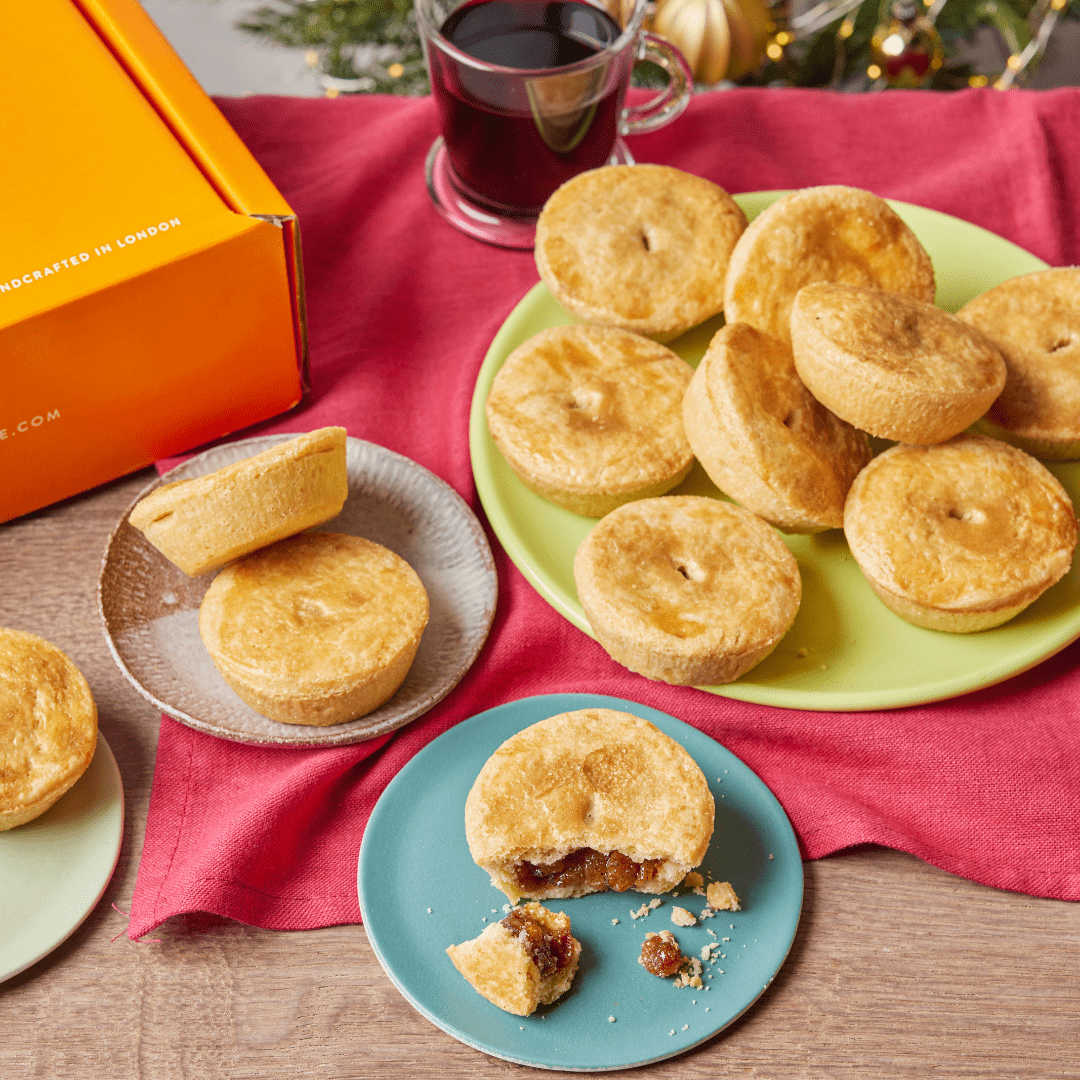 Hamper Cutter Family Christmas Hamper – Cutter & Squidge