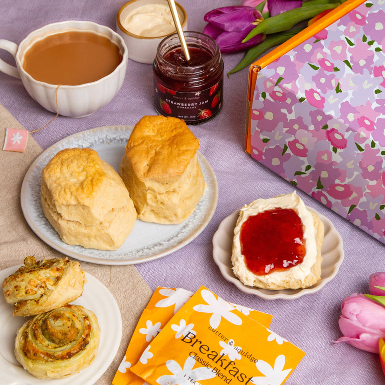 Cutter & Squidge Mothers Day 'Just for You' Afternoon Tea Hamper