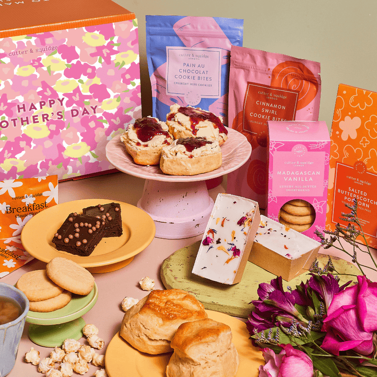 Cutter & Squidge Mother's Day Hug in a Box Hamper