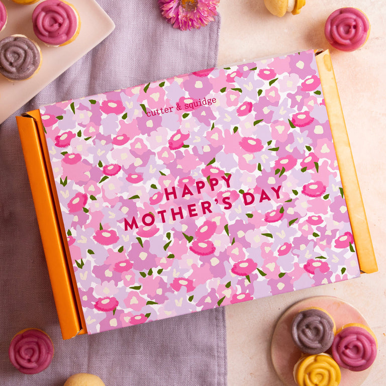 Cutter & Squidge Mother's Day Flower Bouquet Cupcakes