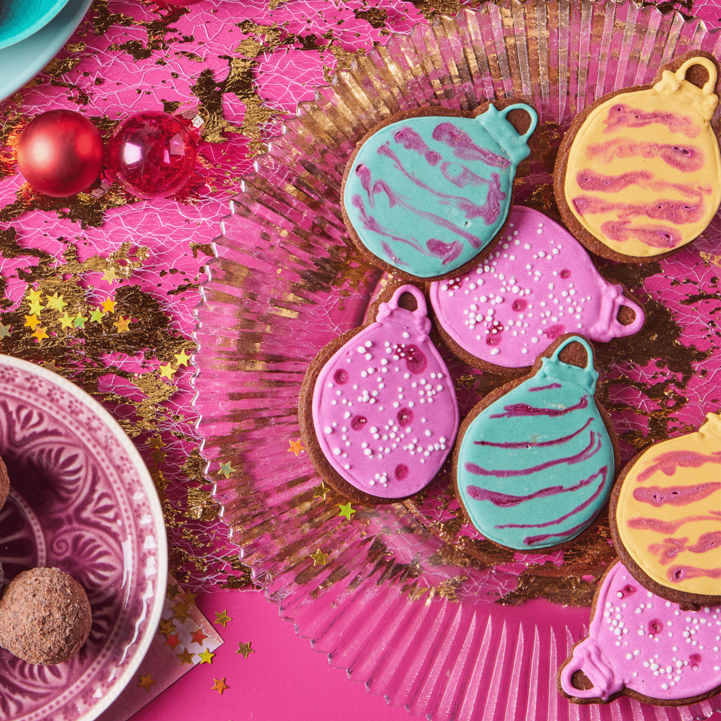 Iced Christmas Gingerbread Biscuit Baubles – Cutter & Squidge