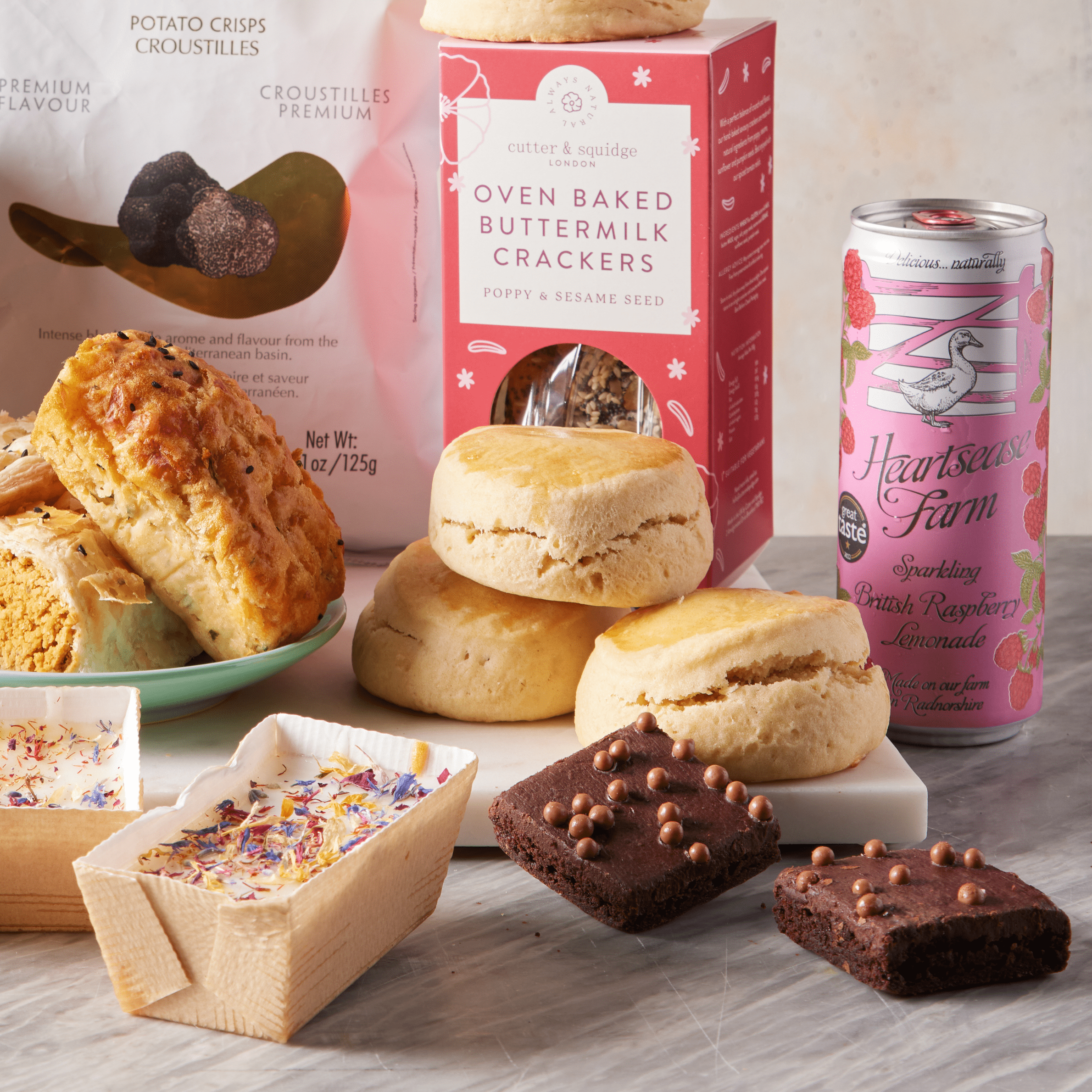 Raspberry Lemonade – Cutter & Squidge