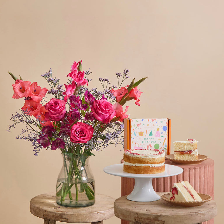 Fast Bundle Summer Berries Victoria Sponge Ultimate Collection