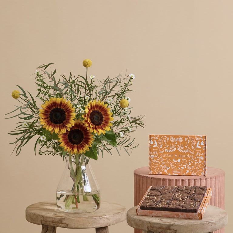 Fast Bundle Sun-soaked Hills and Ultimate Fudge Brownies Gift Set