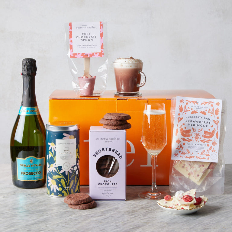 Cutter & Squidge One Hamper Christmas Mini Chocolate Lover Hamper with Prosecco